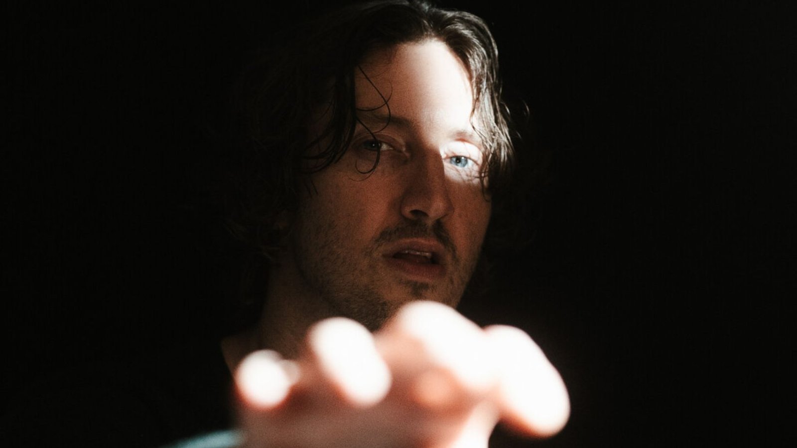 Dean Lewis
